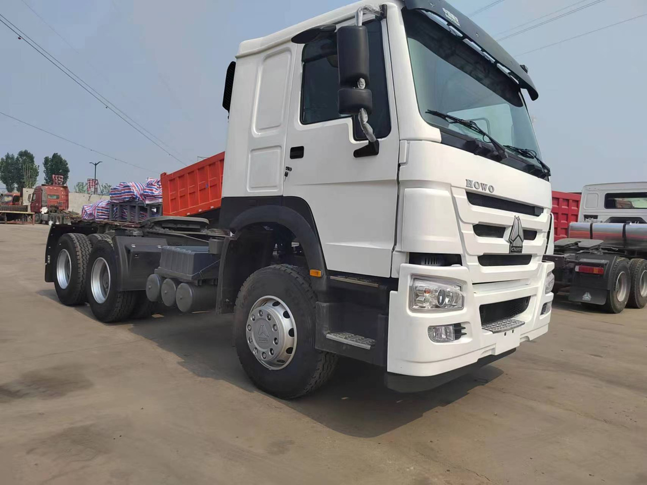 SINOTRUK Trailer head - Tractor truck: picture 3 SINOTRUK Trailer head - Tractor truck: picture 3