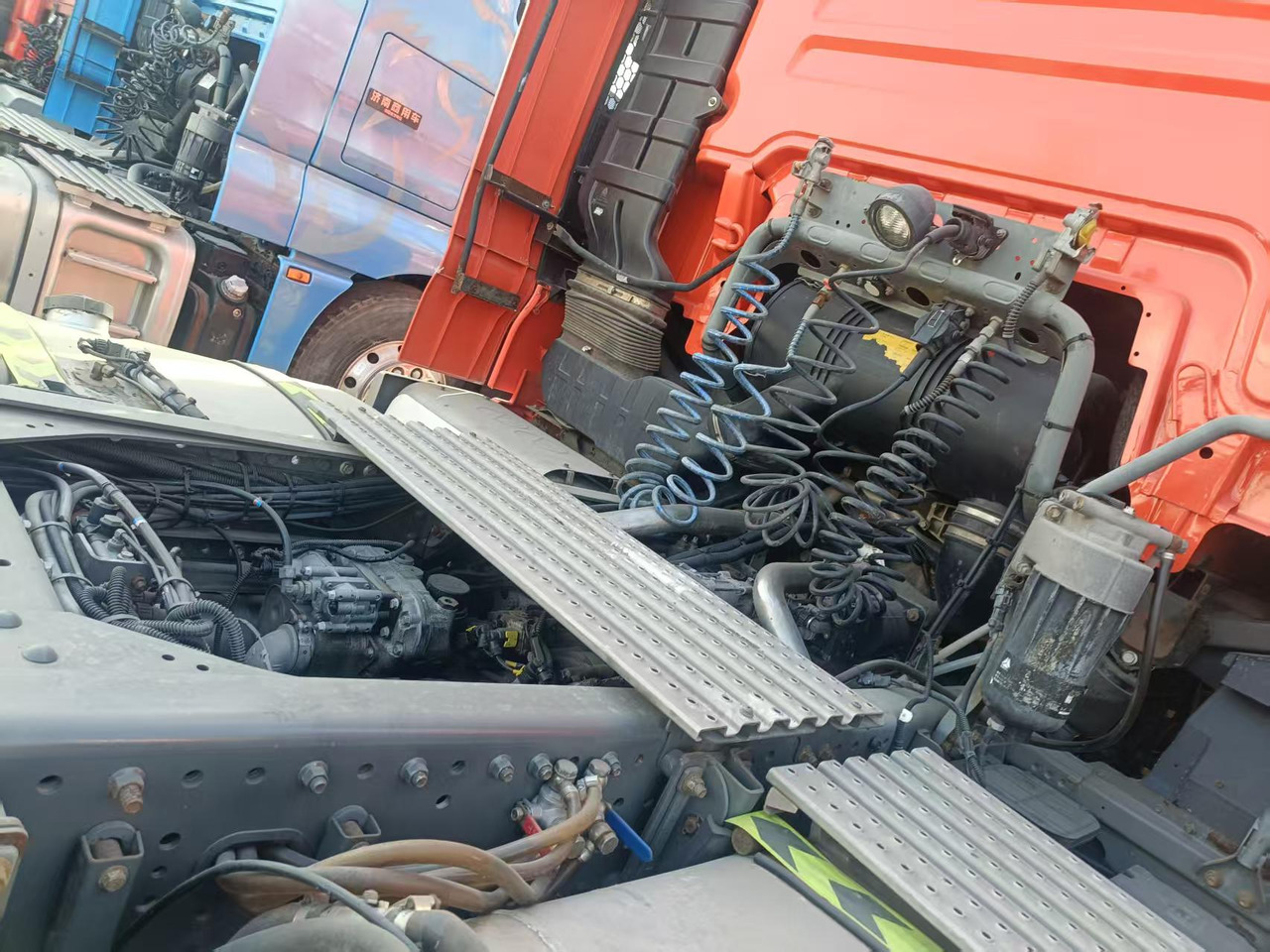 SITRAK Tractor unit - Tractor truck: picture 3 SITRAK Tractor unit - Tractor truck: picture 3