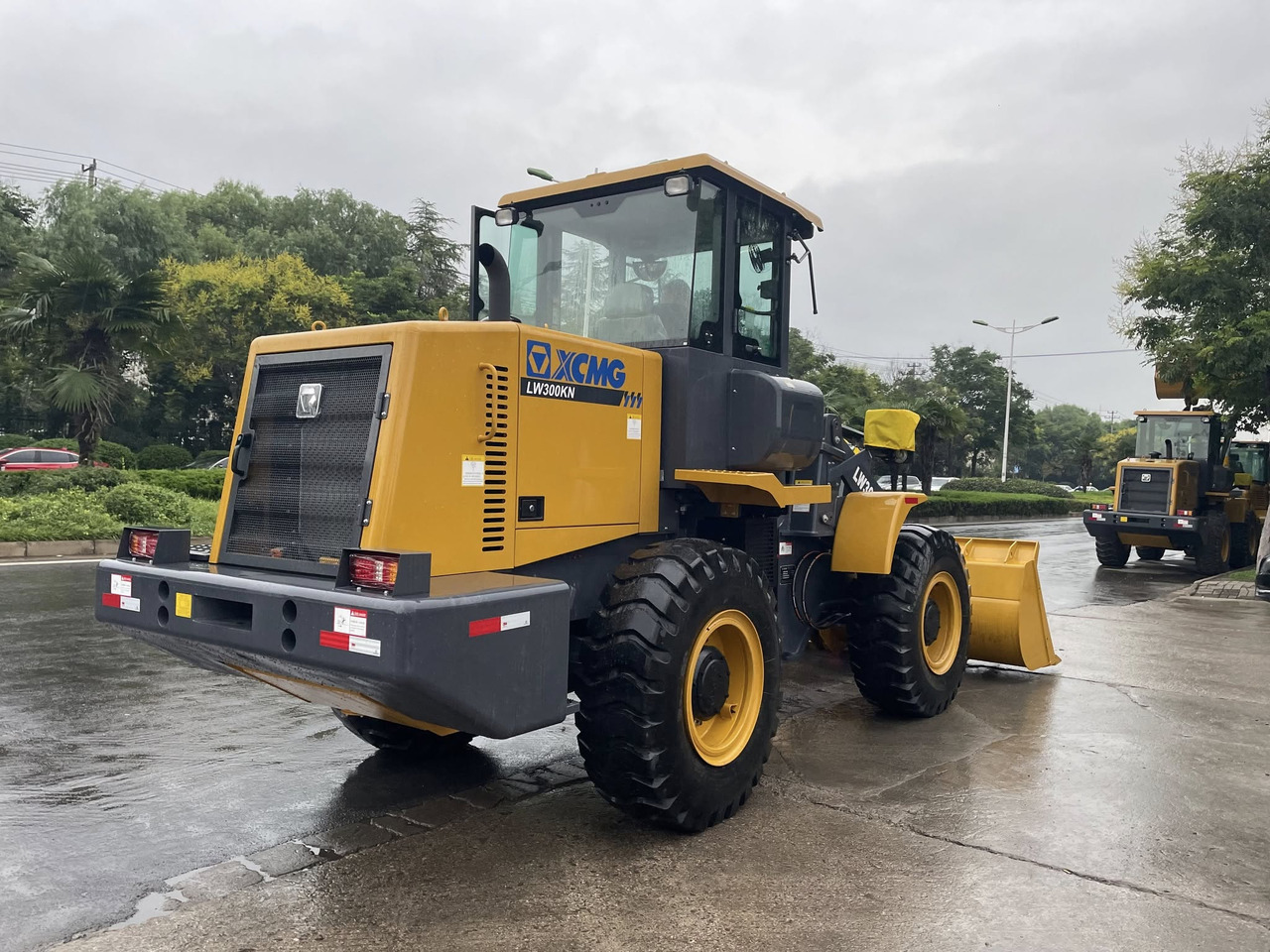 XCMG LW300KN - Wheel loader: picture 2 XCMG LW300KN - Wheel loader: picture 2