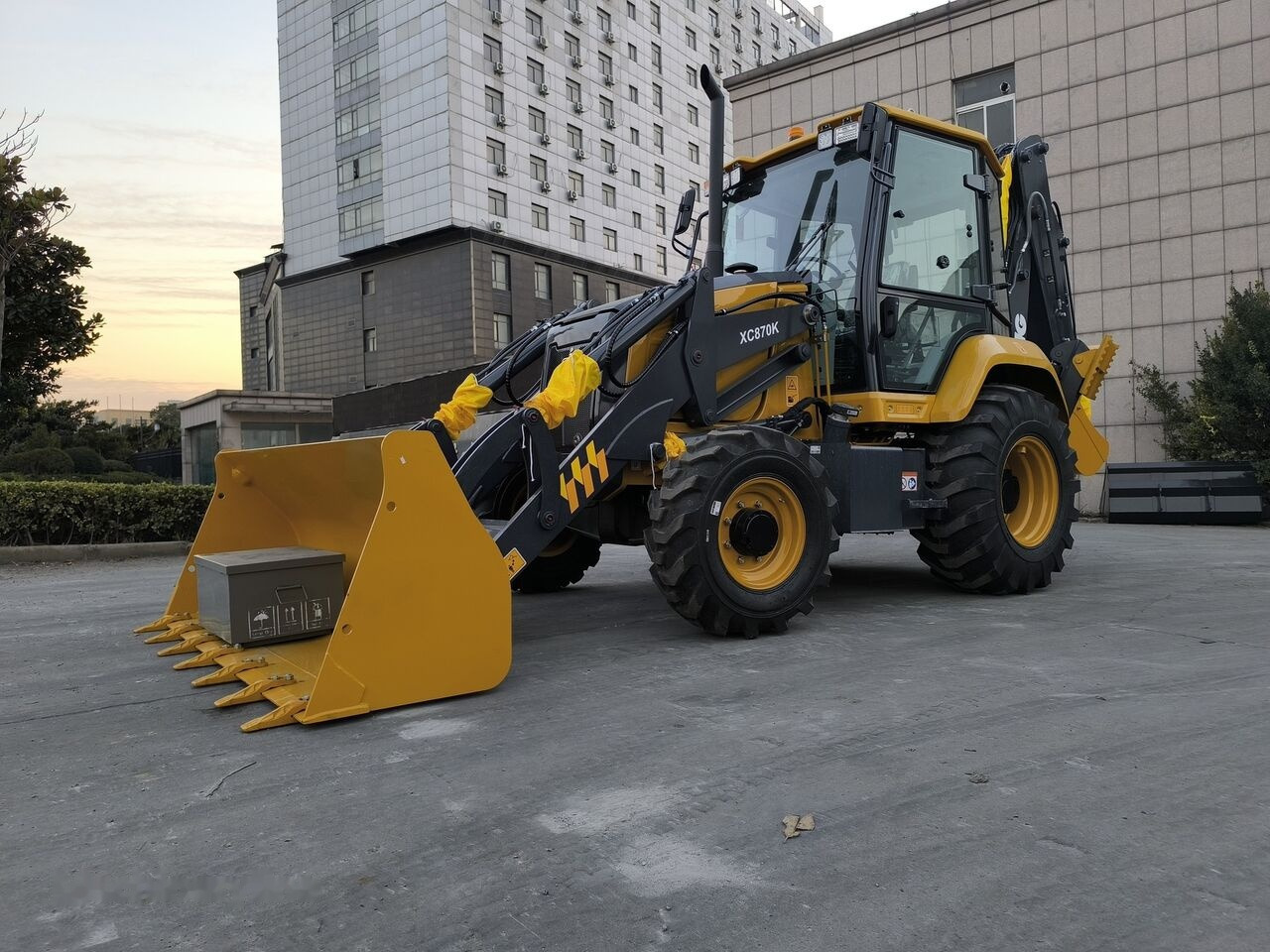 XCMG XC870K New machine - Backhoe loader: picture 3 XCMG XC870K New machine - Backhoe loader: picture 3