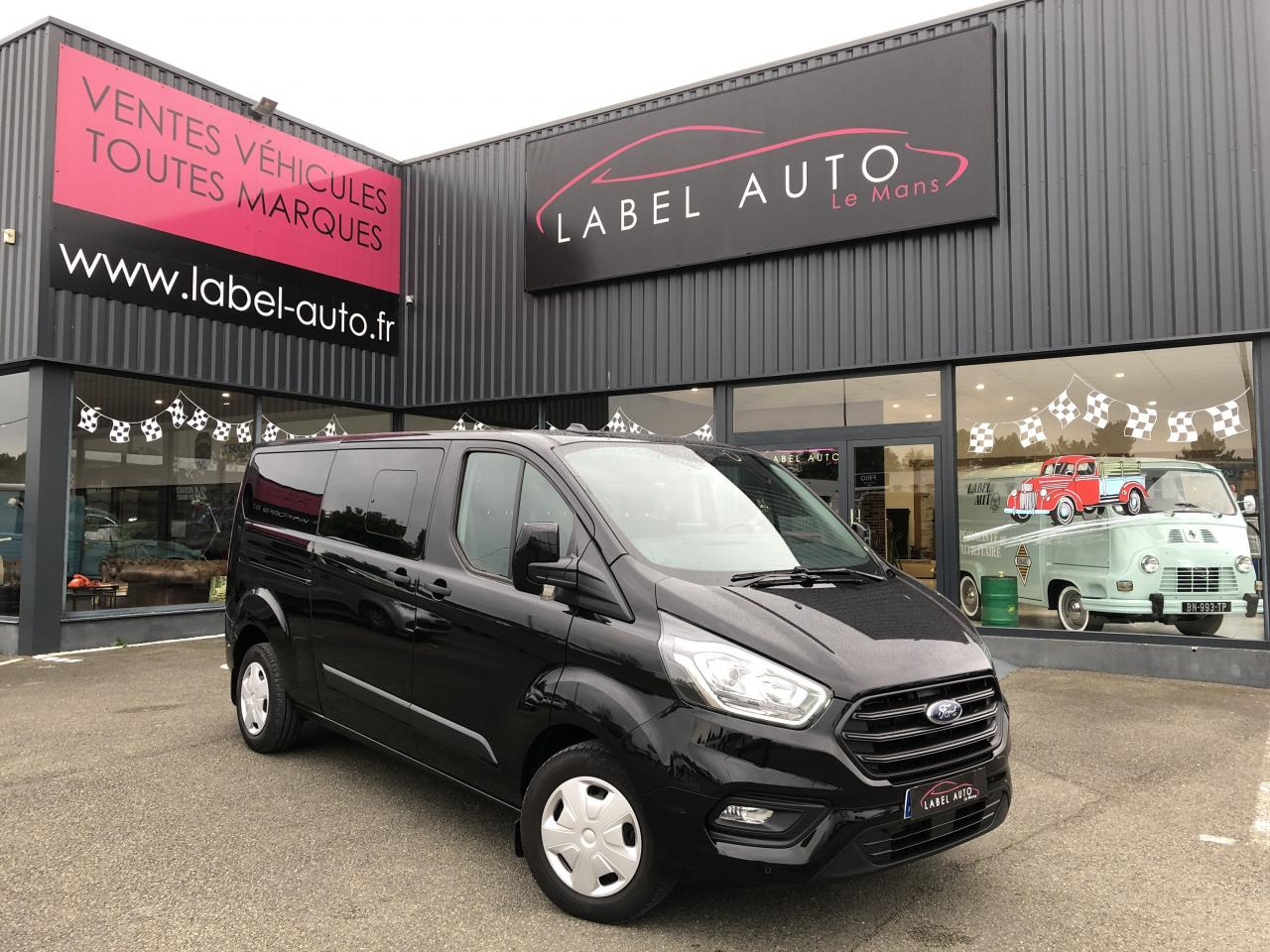 FORD transit custom kombi Transit Custom 2.0 EcoBlue 130 ch BVA S&S combi 9 places 320 L2H1 Trend Business - Passenger van: picture 5 FORD transit custom kombi Transit Custom 2.0 EcoBlue 130 ch BVA S&S combi 9 places 320 L2H1 Trend Business - Passenger van: picture 5
