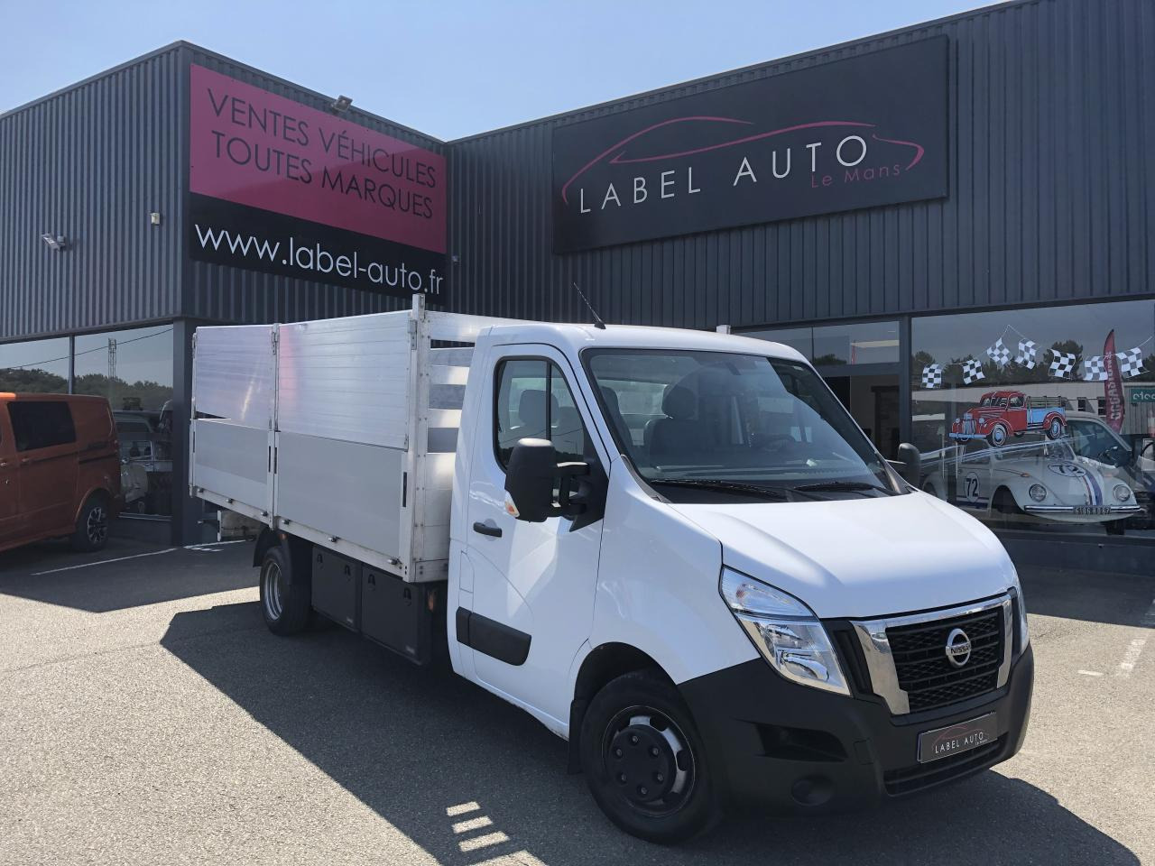 NISSAN INTERSTAR 3T5 2.3 DCI 165CH PLATEAU RIDELLES 4M50 - Open body delivery van: picture 2 NISSAN INTERSTAR 3T5 2.3 DCI 165CH PLATEAU RIDELLES 4M50 - Open body delivery van: picture 2