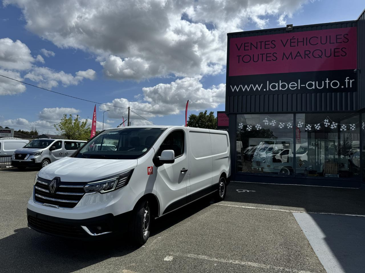 RENAULT Trafic L2H1 3000 Kg 2.0 Blue dCi - 170 2024 III FOURGON Fourgon Advance L2H1 PHASE 3 - Panel van: picture 3 RENAULT Trafic L2H1 3000 Kg 2.0 Blue dCi - 170 2024 III FOURGON Fourgon Advance L2H1 PHASE 3 - Panel van: picture 3