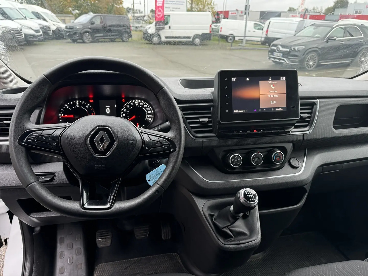 Renault Trafic L1H1 2T8 2.0 BLUE DCI 130CH GRAND CONFORT - Panel van: picture 4 Renault Trafic L1H1 2T8 2.0 BLUE DCI 130CH GRAND CONFORT - Panel van: picture 4