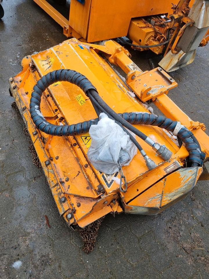 Mulag UMK 12 Mulchkopf Universalmulchkopf Mähkorb Mähausleger Böschungsmulcher Böschungsmäher Seitenmulcher Dücker Unimog Gilbers - Flail mower/ Mulcher: picture 2 Mulag UMK 12 Mulchkopf Universalmulchkopf Mähkorb Mähausleger Böschungsmulcher Böschungsmäher Seitenmulcher Dücker Unimog Gilbers - Flail mower/ Mulcher: picture 2
