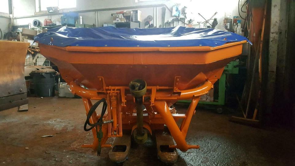 Sand/ Salt spreader Salzstreuer Schmidt Winterdienst Unimog Multicar Tremo Fendt deut: picture 6
