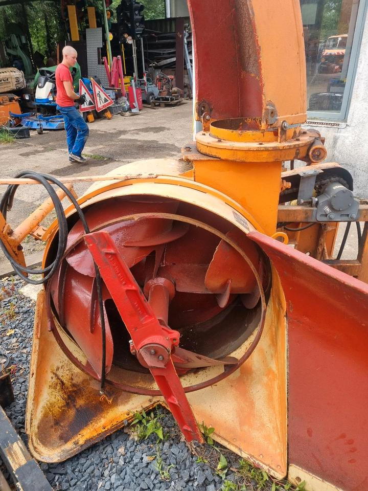 Schmidt S3 Schneeschleuder Schneefräse 240cm für Unimog U300 400 500 405 427 423 429 530 535 Schneepflug Schneeschild Scheeschieber Winterdienst Schmidt Beilhack - Snow blower: picture 4 Schmidt S3 Schneeschleuder Schneefräse 240cm für Unimog U300 400 500 405 427 423 429 530 535 Schneepflug Schneeschild Scheeschieber Winterdienst Schmidt Beilhack - Snow blower: picture 4