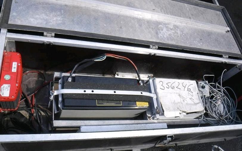 Nissen Absperrtafel VZ616 FAT Verkehrsleittafel Verkehrssicherungsanhänger Verkehrsleitanhänger Sperrwand Fahrbare Absperrtafel Horizont - Trailer: picture 5 Nissen Absperrtafel VZ616 FAT Verkehrsleittafel Verkehrssicherungsanhänger Verkehrsleitanhänger Sperrwand Fahrbare Absperrtafel Horizont - Trailer: picture 5