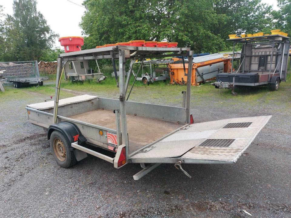 Trebbiner LED Absperrtafel Sperrwand Verkehrsleittafel Nissen - Trailer: picture 3 Trebbiner LED Absperrtafel Sperrwand Verkehrsleittafel Nissen - Trailer: picture 3