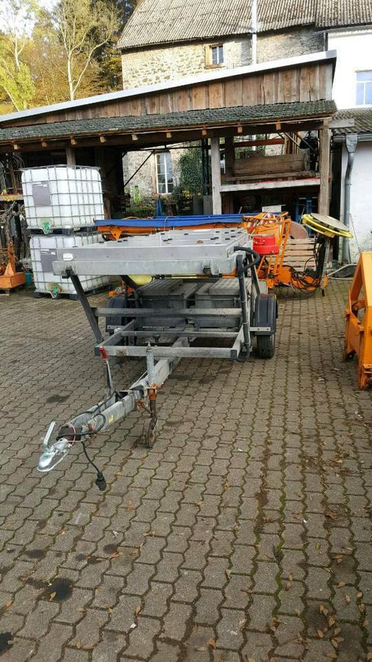 Trebbiner VWT E Verkehrsleittafel Verkehrsleitanhänger Nissen - Trailer: picture 4 Trebbiner VWT E Verkehrsleittafel Verkehrsleitanhänger Nissen - Trailer: picture 4