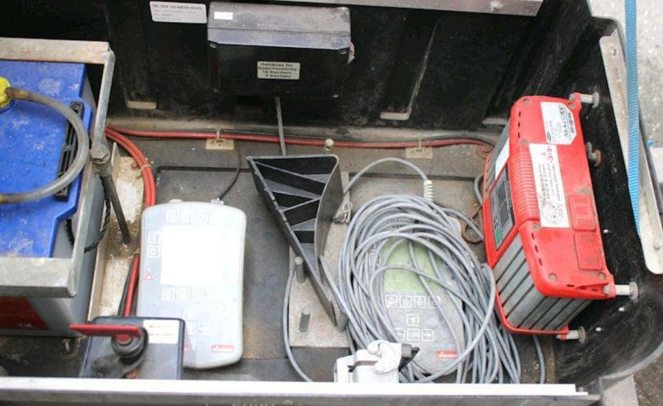 Verkehrsleitanhänger Mersch Nissen Trebbiner Horizont - Trailer: picture 4 Verkehrsleitanhänger Mersch Nissen Trebbiner Horizont - Trailer: picture 4