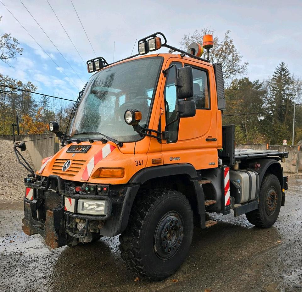 Unimog U400 Bluetec 5 2011 405 Mercedes-Benz U 300 500 423 427 430 527 530 - Utility/ Special vehicle: picture 1 Unimog U400 Bluetec 5 2011 405 Mercedes-Benz U 300 500 423 427 430 527 530 - Utility/ Special vehicle: picture 1