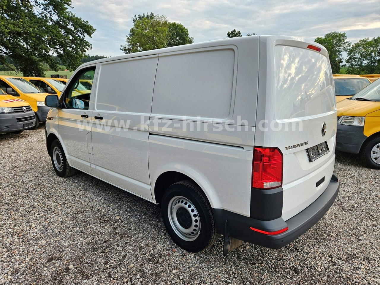 Volkswagen T6 2xSchiebetüre!org.3.557KM|1.Hd|110KW|2.0TDI| - Passenger van: picture 4 Volkswagen T6 2xSchiebetüre!org.3.557KM|1.Hd|110KW|2.0TDI| - Passenger van: picture 4