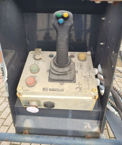 Merlo Basket Kosz rozkładany do ładowarki obrotowej lub sztywnej Panoramic Merlo PTE 300 kg - Attachment for Telescopic wheel loader: picture 5 Merlo Basket Kosz rozkładany do ładowarki obrotowej lub sztywnej Panoramic Merlo PTE 300 kg - Attachment for Telescopic wheel loader: picture 5