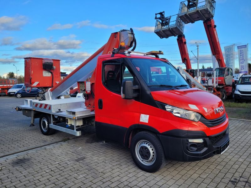 Iveco Daily 35S11 podnośnik koszowy 20 m Multitel MT202DS - Truck with aerial platform: picture 2 Iveco Daily 35S11 podnośnik koszowy 20 m Multitel MT202DS - Truck with aerial platform: picture 2