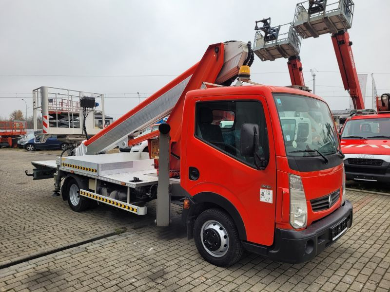 Renault Maxity podnośnik koszowy 22 m Multitel MT222AZ - Truck with aerial platform: picture 3 Renault Maxity podnośnik koszowy 22 m Multitel MT222AZ - Truck with aerial platform: picture 3