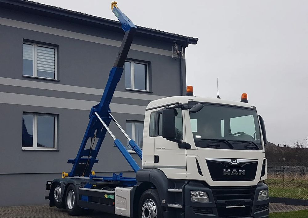 MAN TGS 26.420 E6 HAKOWIEC HKS20 6x2 3-OSIE KLIMA - Hook lift truck: picture 1 MAN TGS 26.420 E6 HAKOWIEC HKS20 6x2 3-OSIE KLIMA - Hook lift truck: picture 1