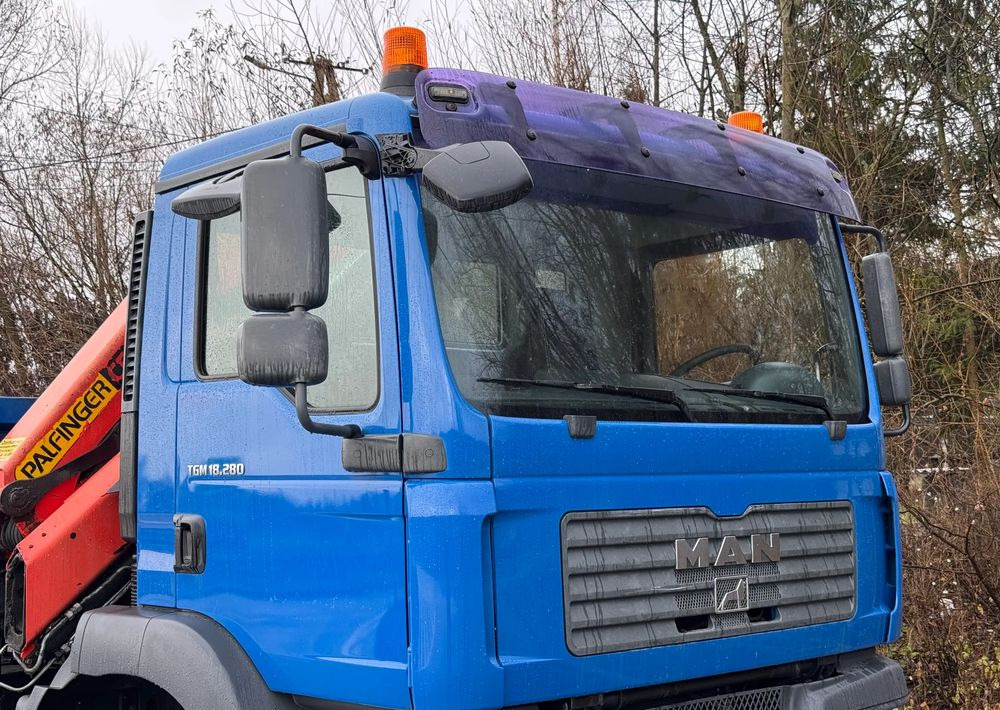 MAN * MAN 18 280 * Kiper Wywrotka * 4x4 * HDS Palfinger 120 STAN BARDZO DOBRY * Sprowadzony - Tipper: picture 4 MAN * MAN 18 280 * Kiper Wywrotka * 4x4 * HDS Palfinger 120 STAN BARDZO DOBRY * Sprowadzony - Tipper: picture 4