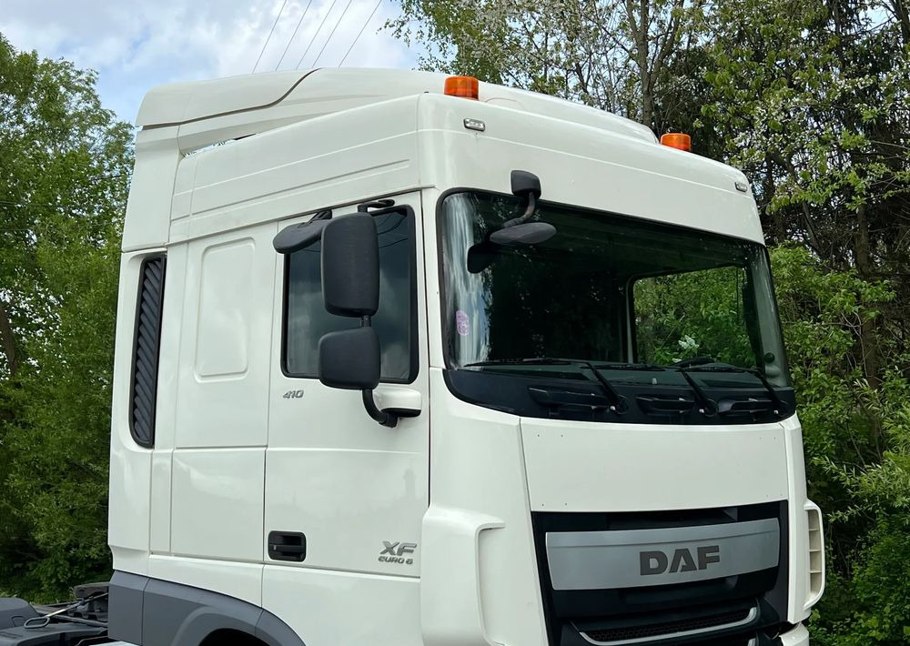 DAF *DAF XF 106 410 Euro 6 RETARDER KLIMA SPROWADZONY SUPER STAN CIĄGNIK SIODŁOWY - Tractor truck: picture 4 DAF *DAF XF 106 410 Euro 6 RETARDER KLIMA SPROWADZONY SUPER STAN CIĄGNIK SIODŁOWY - Tractor truck: picture 4