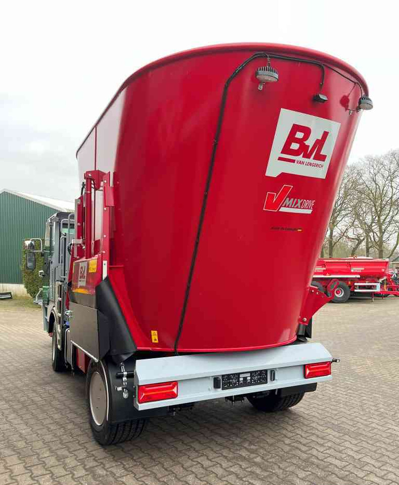 BVL BVL van Lengerich V-MIX Drive Maximus Plus 17.1 LS zelfrijdende - Forage mixer wagon: picture 5 BVL BVL van Lengerich V-MIX Drive Maximus Plus 17.1 LS zelfrijdende - Forage mixer wagon: picture 5