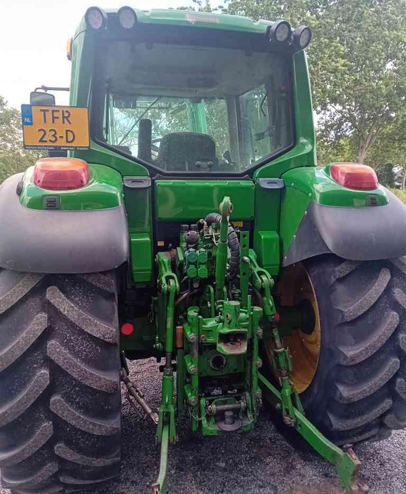 John Deere 6320 met 623R voorlader - Farm tractor: picture 3 John Deere 6320 met 623R voorlader - Farm tractor: picture 3
