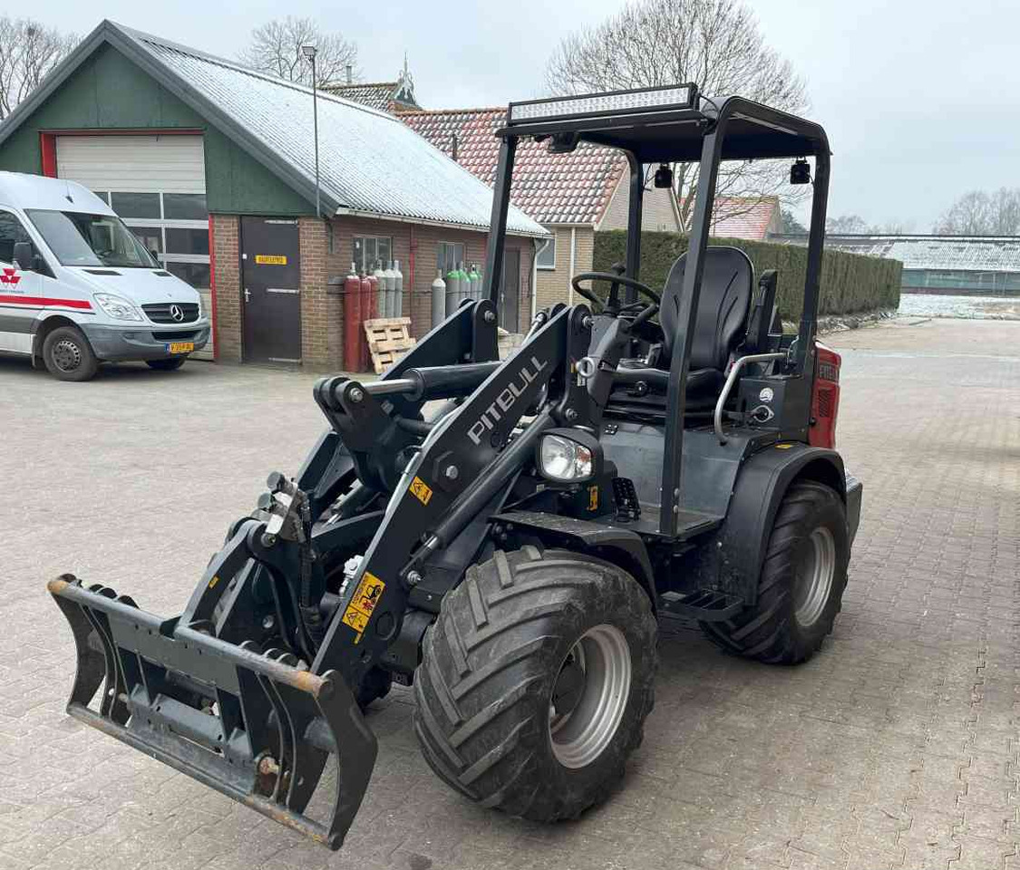 Pitbull X27-45CRT Minishovel - Wheel loader: picture 3 Pitbull X27-45CRT Minishovel - Wheel loader: picture 3