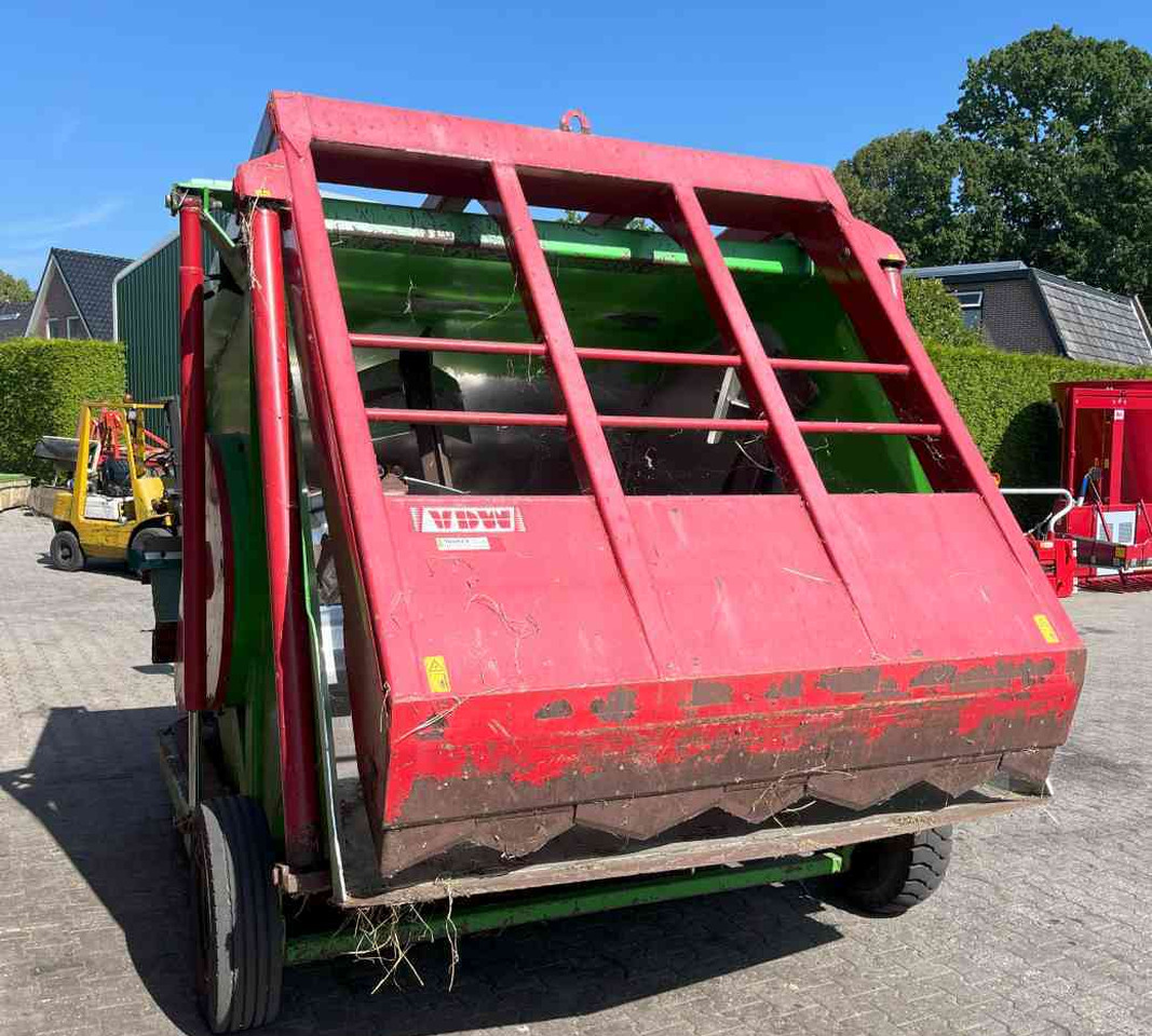 VDW UMD 5 Voermengwagen, peddelmenger, voerwagen, voermachines - Forage mixer wagon: picture 5 VDW UMD 5 Voermengwagen, peddelmenger, voerwagen, voermachines - Forage mixer wagon: picture 5