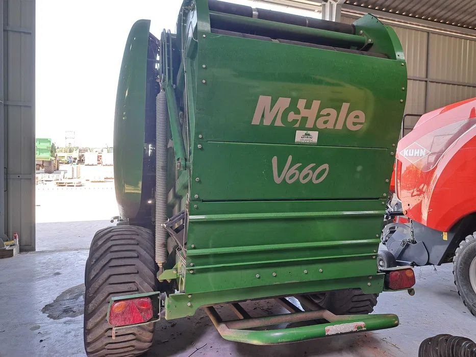 Mchale V660 - Round baler: picture 4 Mchale V660 - Round baler: picture 4