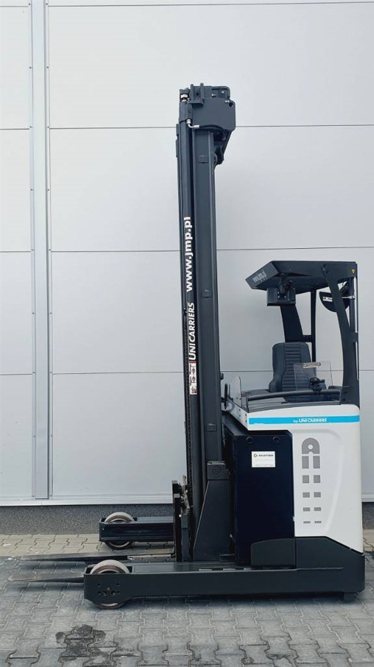 UniCarriers UMS200 DTFVRE870 - Reach truck: picture 2 UniCarriers UMS200 DTFVRE870 - Reach truck: picture 2