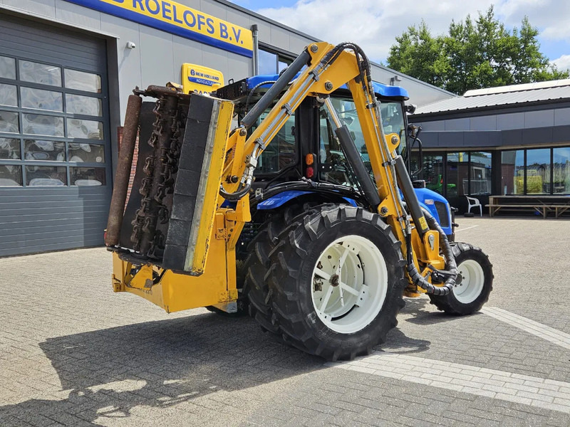 New Holland Boomer 3050 met Bos Maaiarm - Compact tractor: picture 4 New Holland Boomer 3050 met Bos Maaiarm - Compact tractor: picture 4
