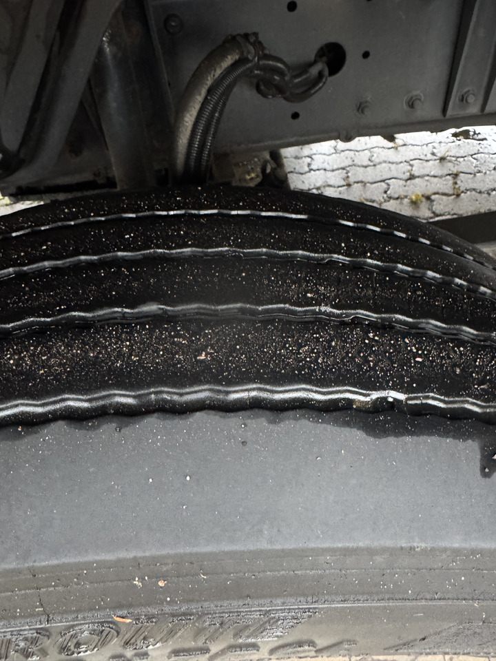 MAN 12.250 - Curtain side truck: picture 4 MAN 12.250 - Curtain side truck: picture 4