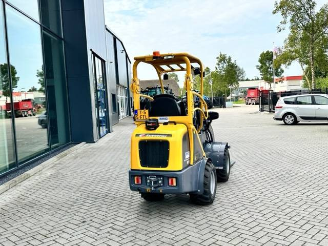 Eurotrac W11 Minishovel NEW! - Compact loader: picture 5 Eurotrac W11 Minishovel NEW! - Compact loader: picture 5