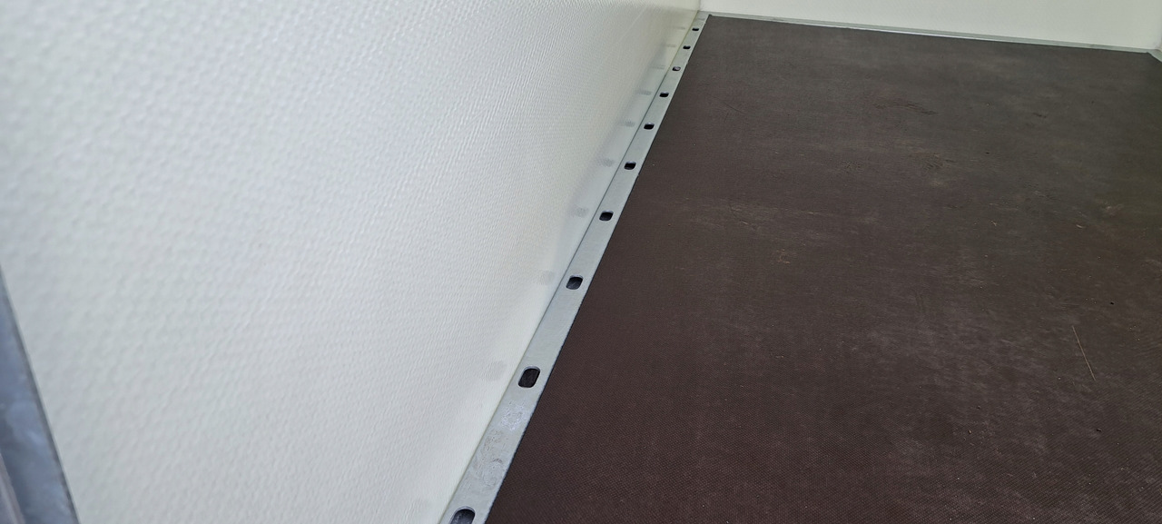 PRZYCZEPA KONTENER CARGO 4 BOX 3x1,5 DMC 2700 / CARGO CONTAINER TRAILER 4 BOX 3x1.5 DMC 2700 - Closed box trailer: picture 4 PRZYCZEPA KONTENER CARGO 4 BOX 3x1,5 DMC 2700 / CARGO CONTAINER TRAILER 4 BOX 3x1.5 DMC 2700 - Closed box trailer: picture 4