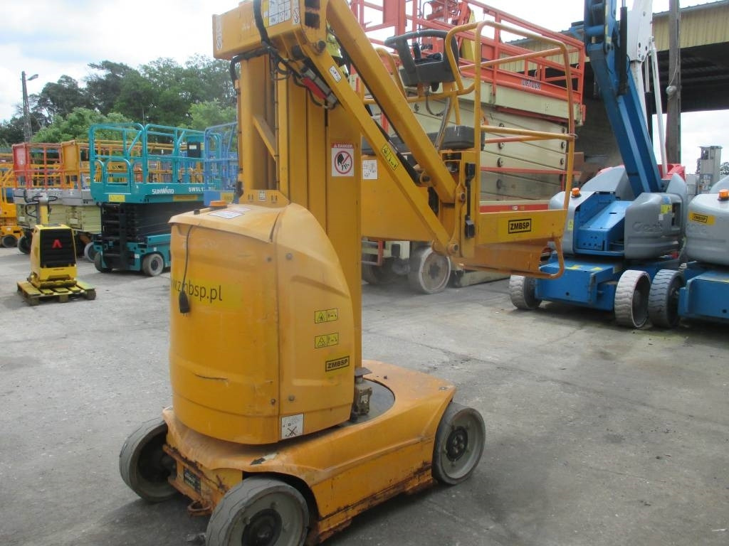Vertical mast lift JLG Toucan 8 E: picture 6