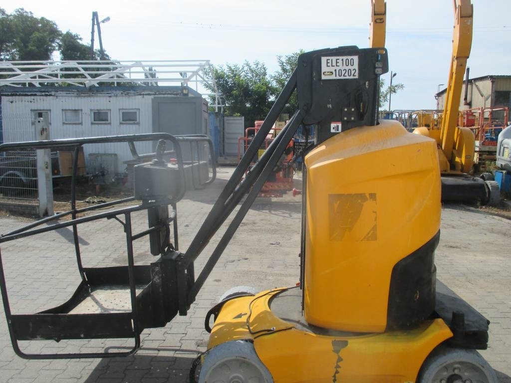 Manitou 100 VJR  - Vertical mast lift: picture 5 Manitou 100 VJR  - Vertical mast lift: picture 5