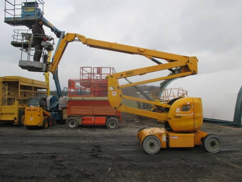 Manitou 170AETJ  - Articulated boom: picture 1 Manitou 170AETJ  - Articulated boom: picture 1