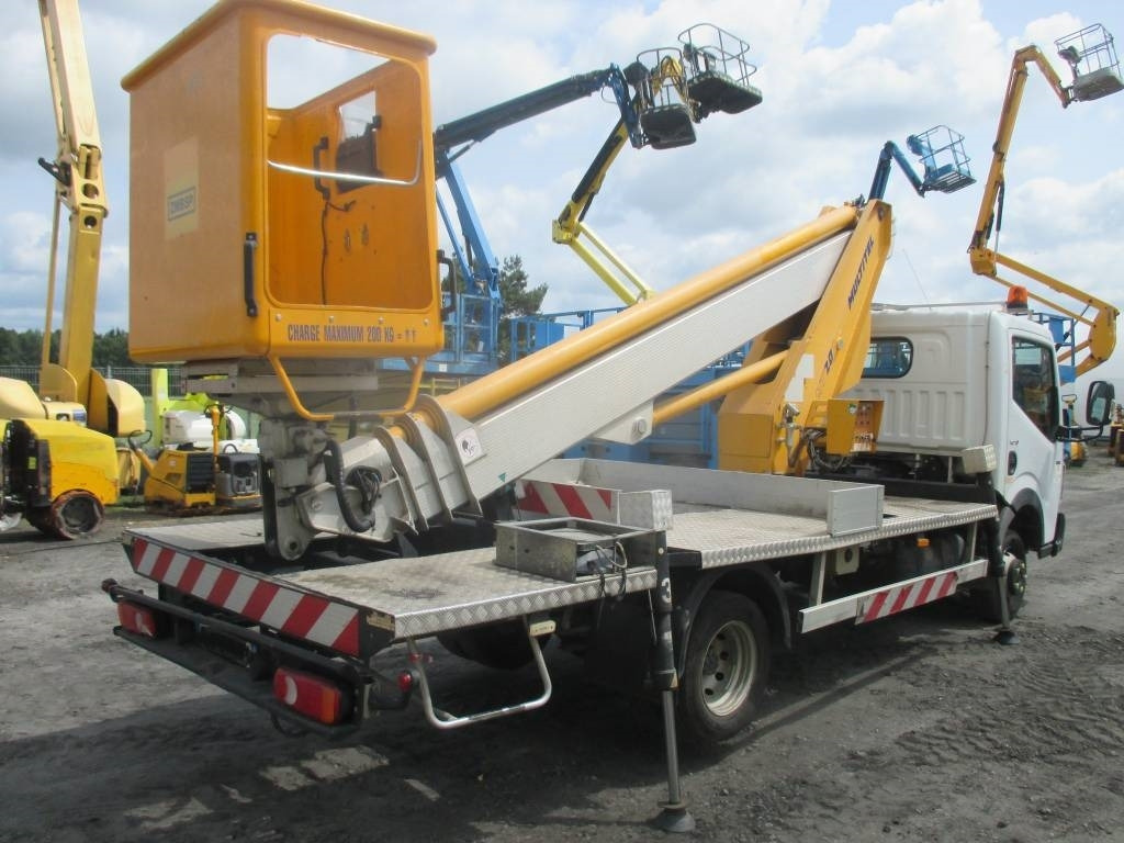 Multitel MT 202 DS - Truck with aerial platform: picture 3 Multitel MT 202 DS - Truck with aerial platform: picture 3