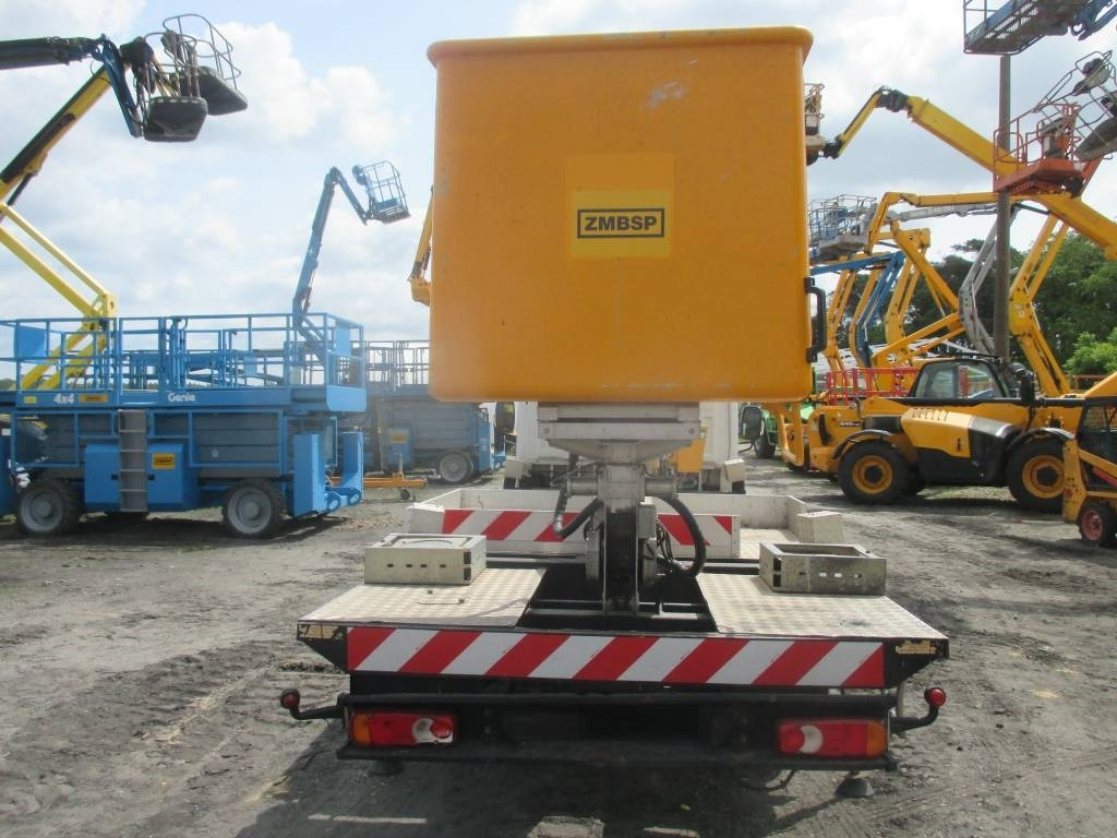 Multitel MT 202 DS - Truck with aerial platform: picture 4 Multitel MT 202 DS - Truck with aerial platform: picture 4