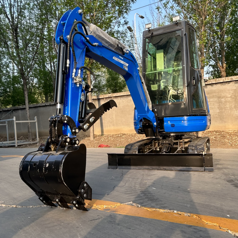 LEZUM DY25U Mini Excavator Kubota Euro 5/Epa Engine Mini Excavator For Sale - Mini excavator: picture 2 LEZUM DY25U Mini Excavator Kubota Euro 5/Epa Engine Mini Excavator For Sale - Mini excavator: picture 2