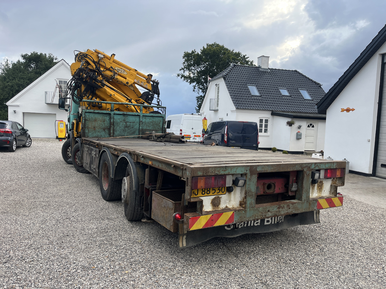 Scania G 124 - Crane truck: picture 3 Scania G 124 - Crane truck: picture 3