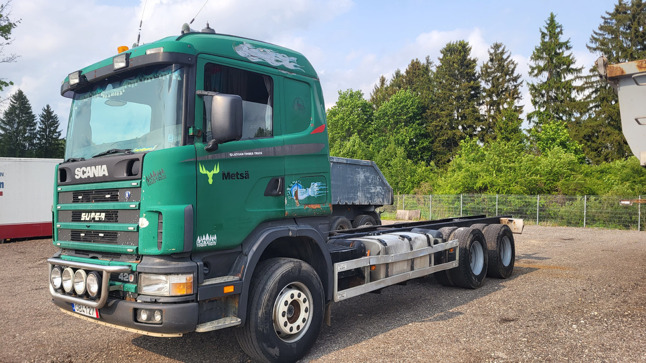 SCANIA R124 420 6X4 - Cab chassis truck: picture 1 SCANIA R124 420 6X4 - Cab chassis truck: picture 1
