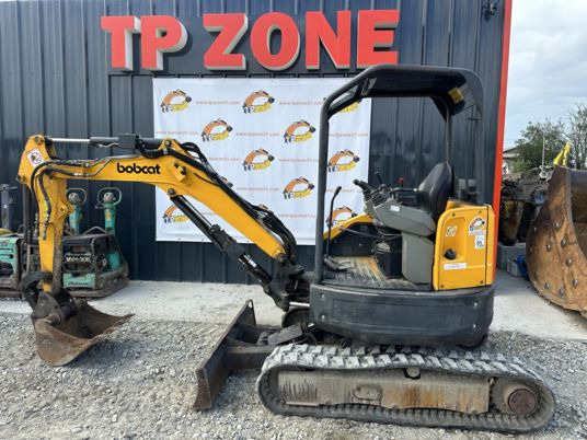 Bobcat E26 à 17500 € ht - Mini excavator: picture 2 Bobcat E26 à 17500 € ht - Mini excavator: picture 2