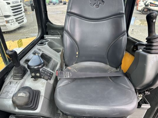 Mini excavator Bobcat E50: picture 8 Mini excavator Bobcat E50: picture 8