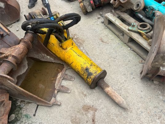Brh montabert - SC22 - Hydraulic hammer: picture 3 Brh montabert - SC22 - Hydraulic hammer: picture 3