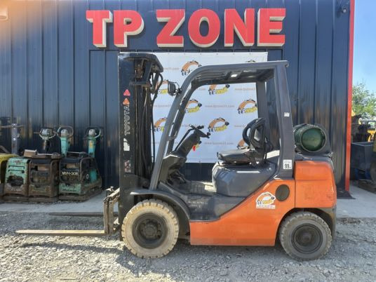 Toyota Tonéro 2t5 à 9900 € HT - LPG forklift: picture 4 Toyota Tonéro 2t5 à 9900 € HT - LPG forklift: picture 4