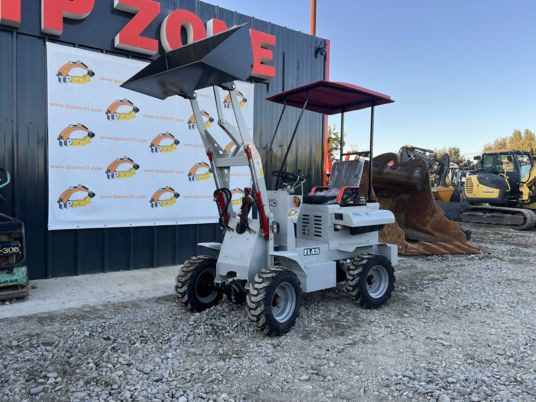 Wheel Loader FL45 - Compact loader: picture 3 Wheel Loader FL45 - Compact loader: picture 3