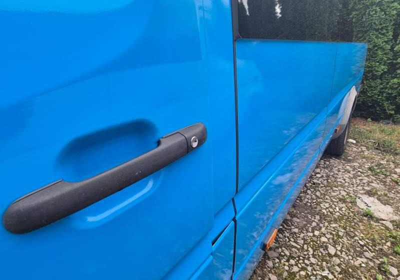 Mercedes-Benz Sprinter 413 CDI 20+6 - Minibus, Passenger van: picture 4 Mercedes-Benz Sprinter 413 CDI 20+6 - Minibus, Passenger van: picture 4