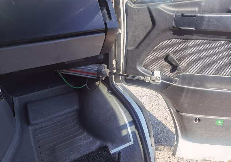 Suburban bus Mercedes-Benz Vario 813D 31+15: picture 14