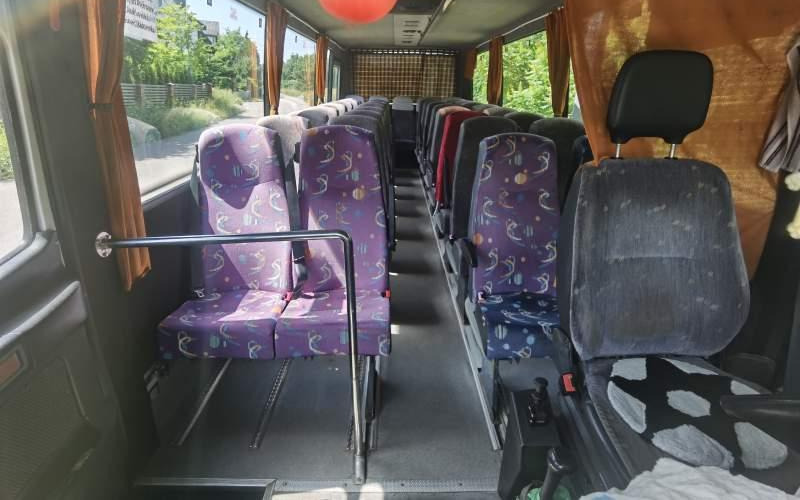 Mercedes-Benz Vario 813D 37+12 - Suburban bus: picture 2 Mercedes-Benz Vario 813D 37+12 - Suburban bus: picture 2