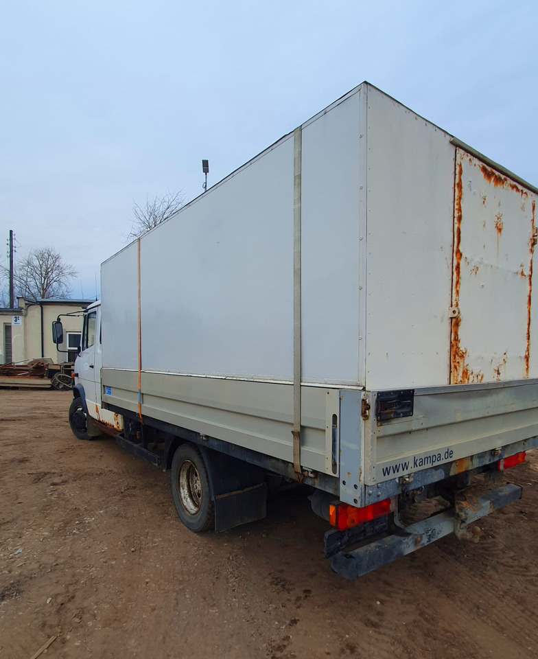 MERCEDES-BENZ Vario 814D - Dropside/ Flatbed truck: picture 4 MERCEDES-BENZ Vario 814D - Dropside/ Flatbed truck: picture 4